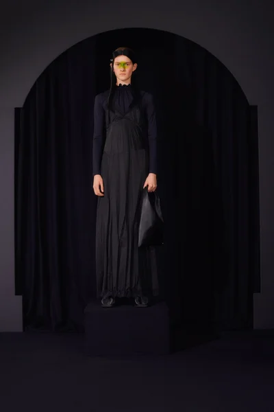 Look 3